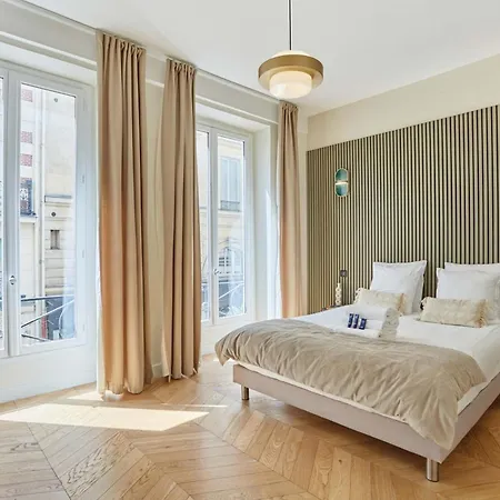 Apartment Place Vendome By Studioprestige *